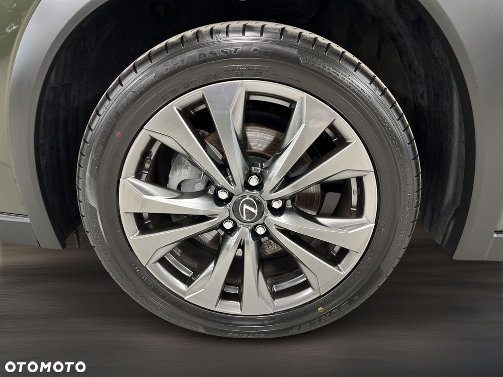 Lexus UX - 22