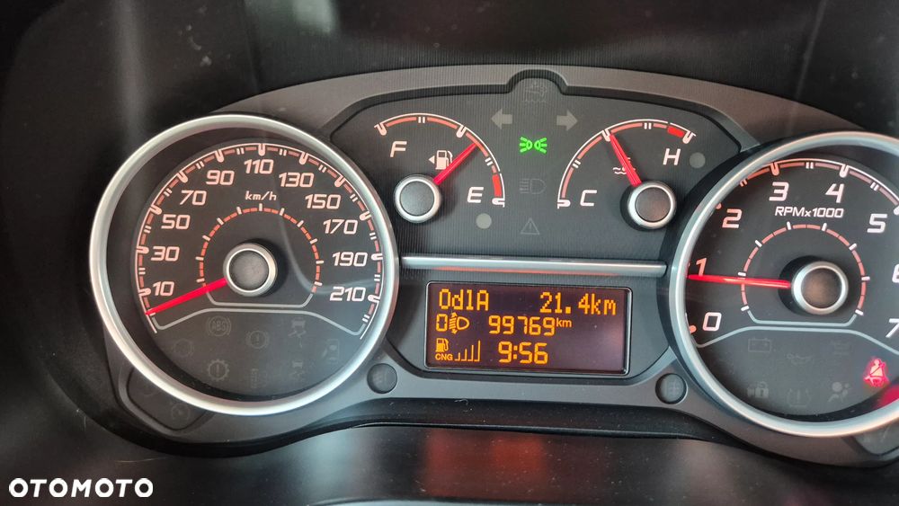 Fiat DOBLO MAXI - 23