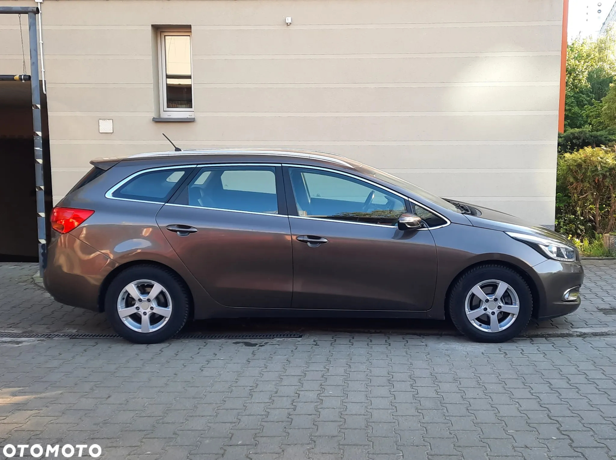 Kia Ceed 1.6 GDI Dream Team Edition - 3