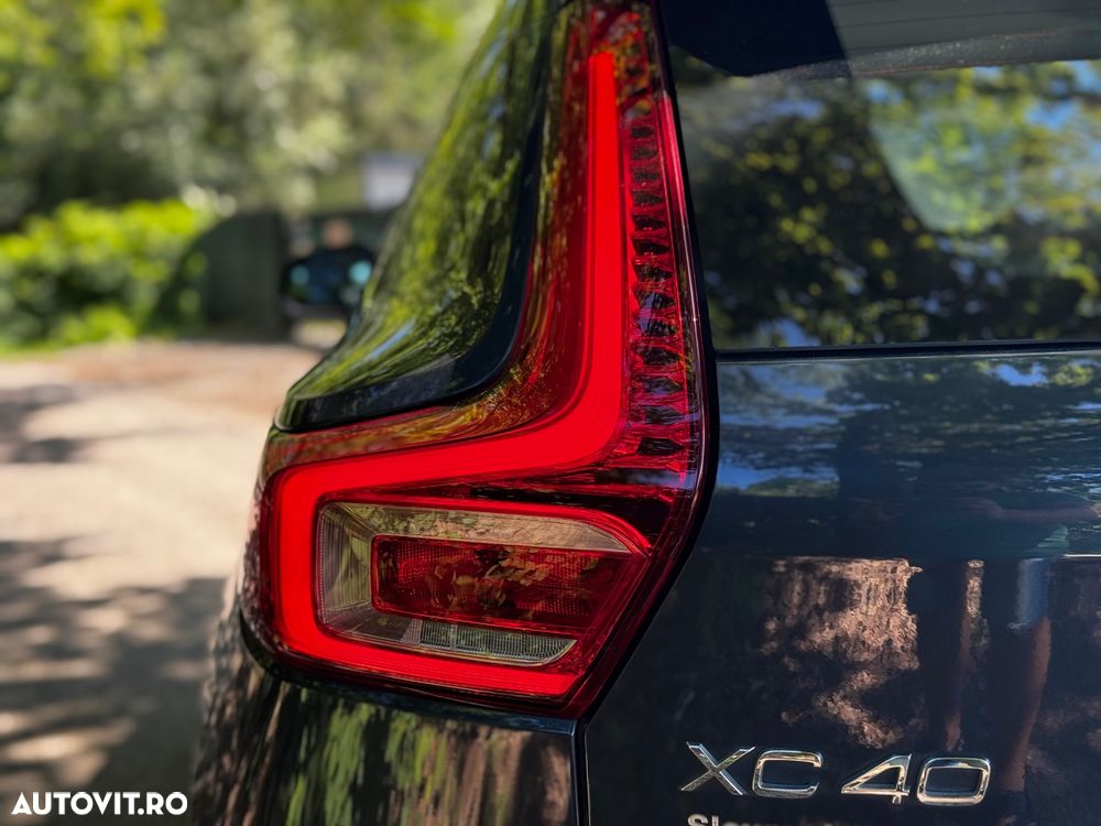 Volvo XC 40 D3 AWD Momentum Pro - 10