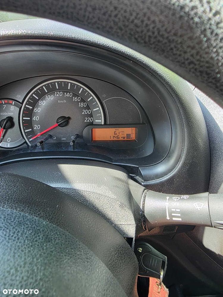 Nissan Micra - 8
