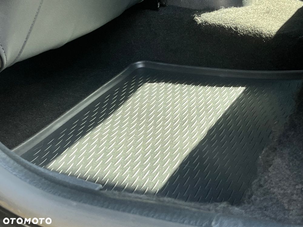 Dacia Duster 1.6 SL Delsey 4x4 - 25