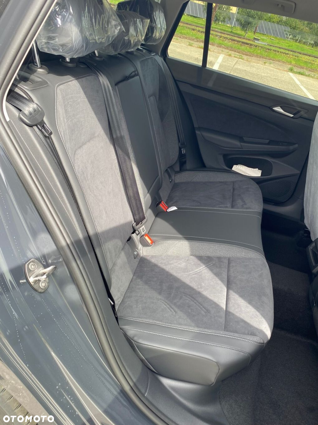 Volkswagen Golf - 8