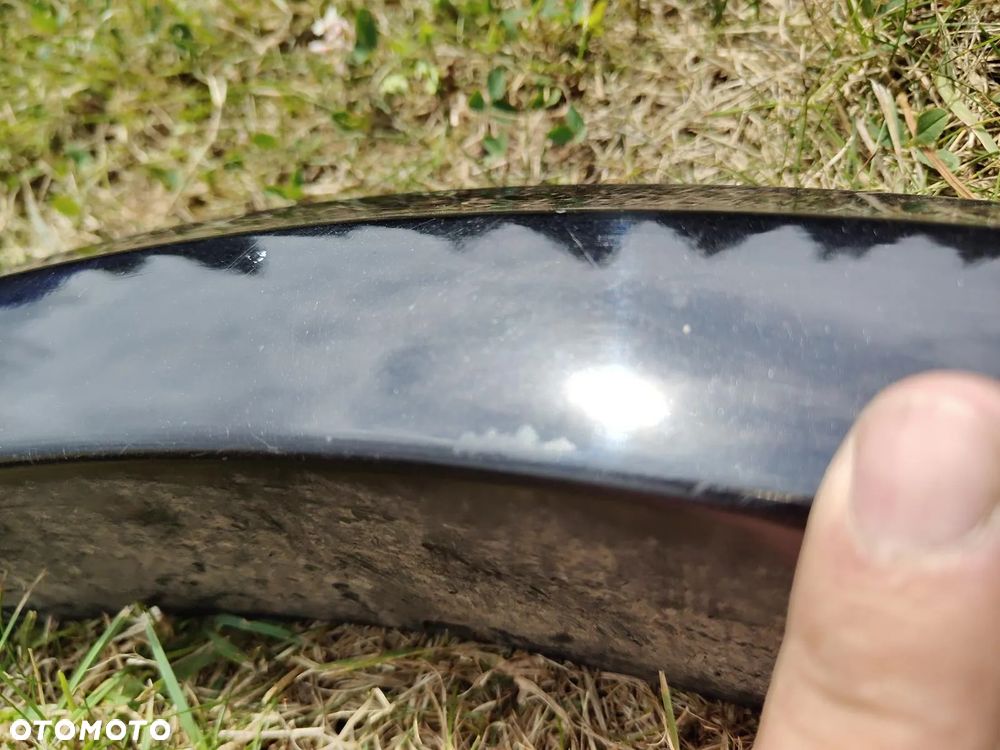 MERCEDES ML W164 AMG LISTWA Błotnika Tylnego Na Tylny Błotnik AMG 197 - 18