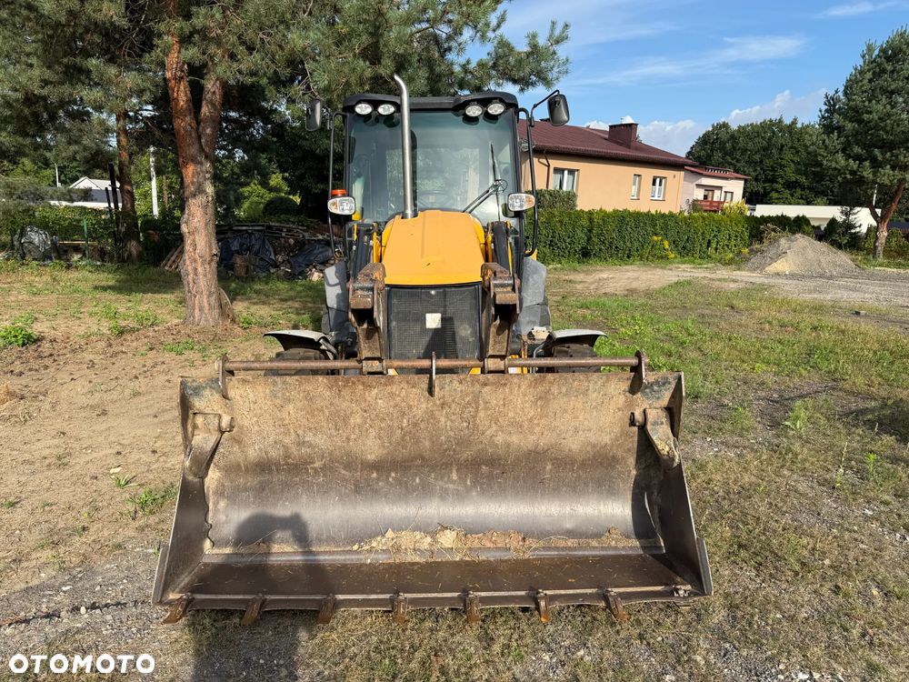 JCB 3CX - 8