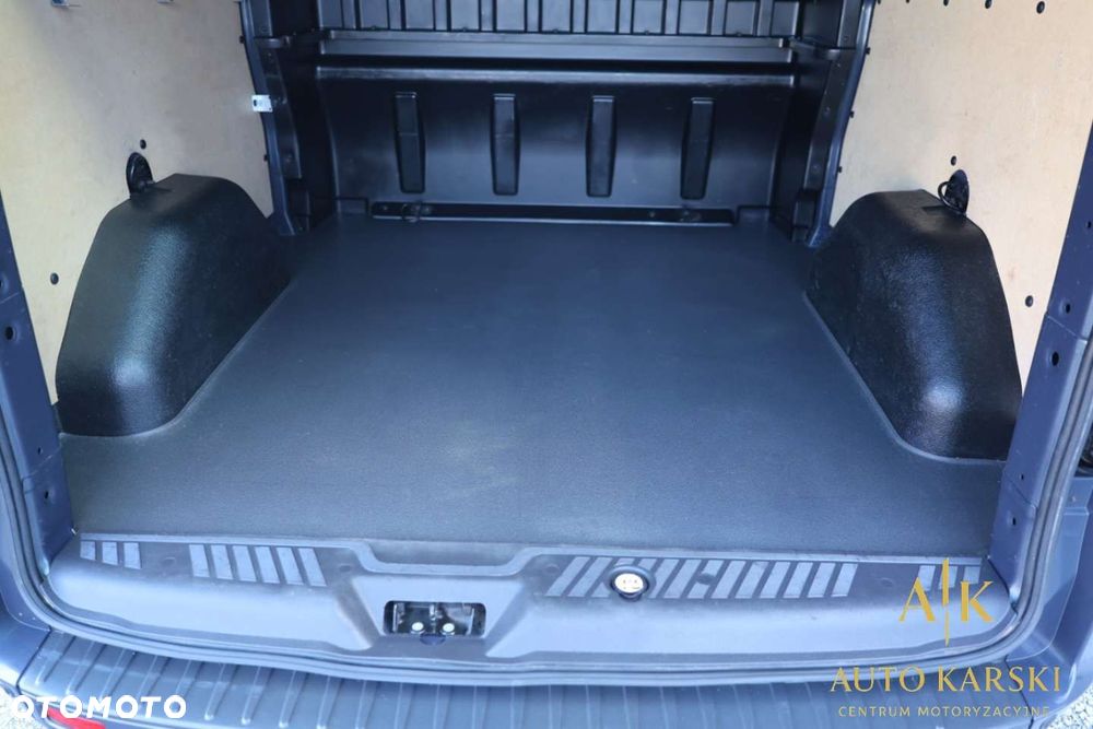 Ford Transit - 19