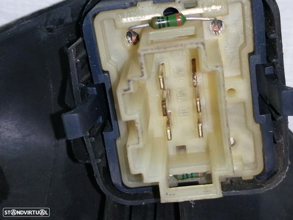 COMANDO ELEVADOR DE VIDRO FRONTAL ESQUERDO VOLKSWAGEN GOLF III 1992 - 1