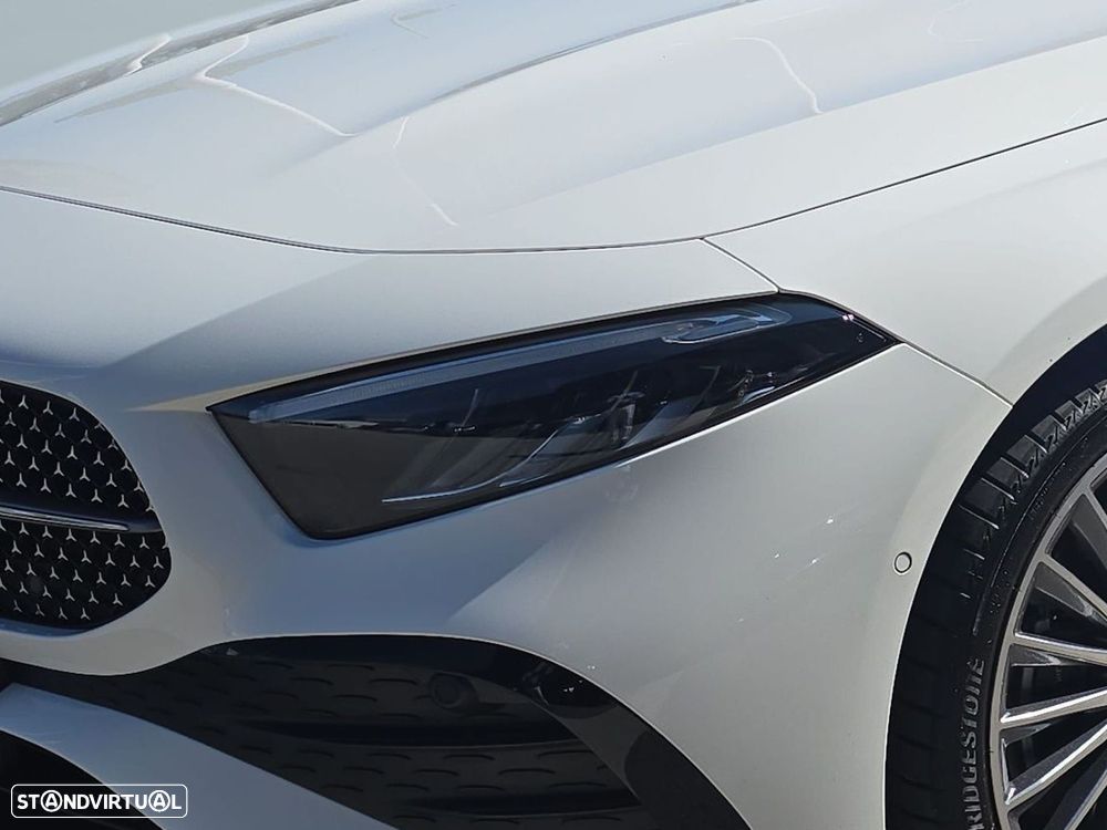 Mercedes-Benz A 250 e AMG Line - 2