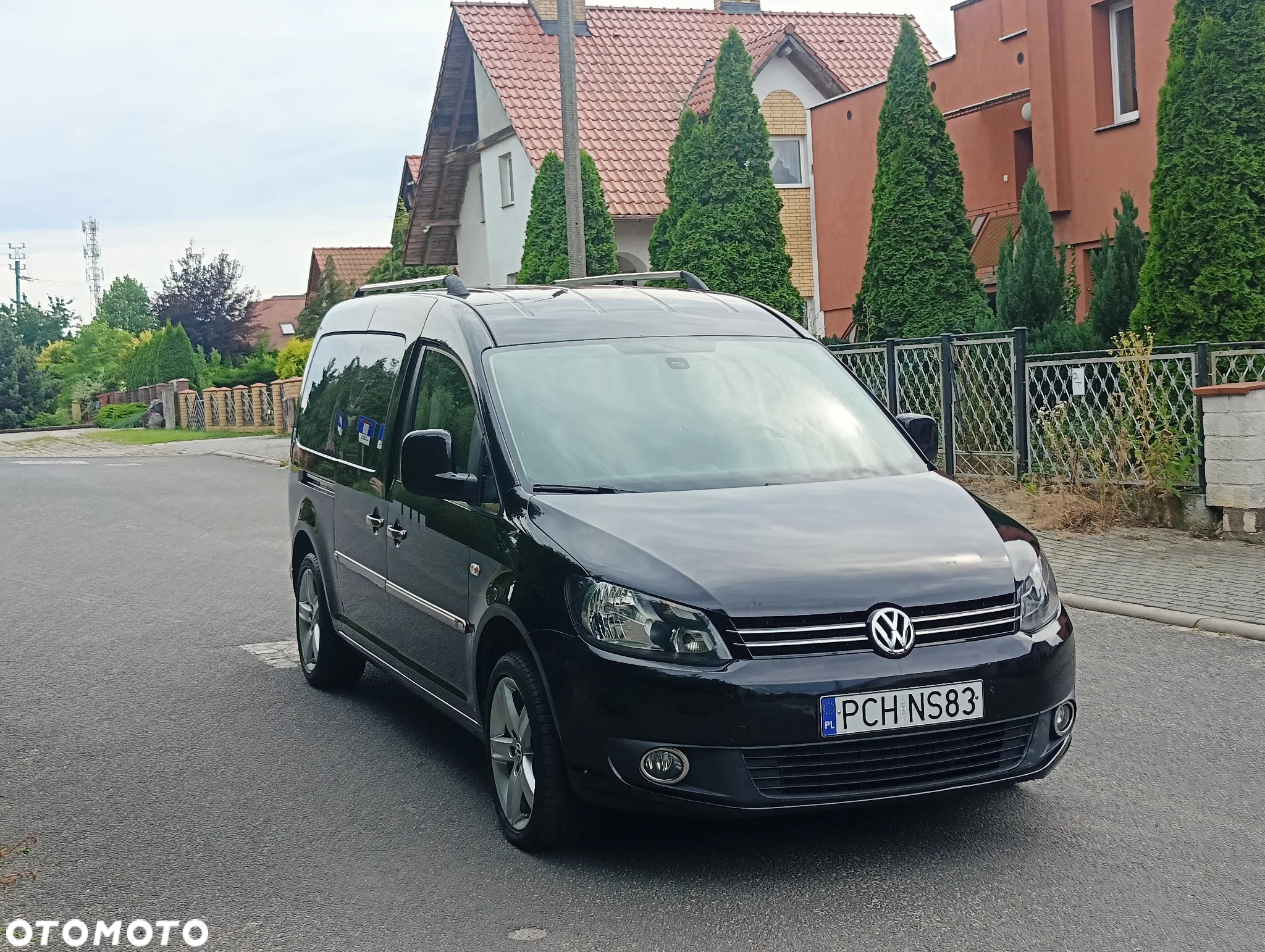 Volkswagen Caddy 2.0 TDI Comfortline DSG - 2