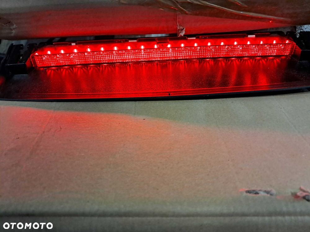 Stop trzecie światło stopu dodatkowe AUDI A5 8T - 1