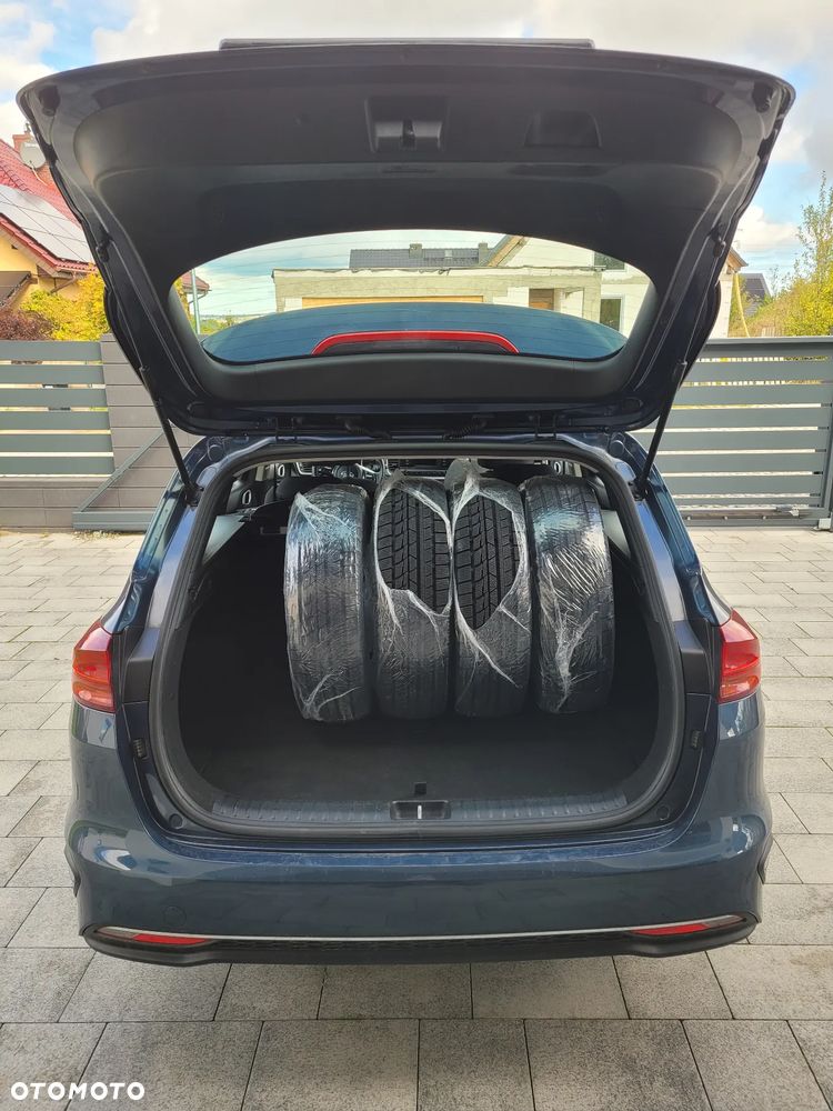 Kia Ceed 1.6 CRDi SCR L - 7