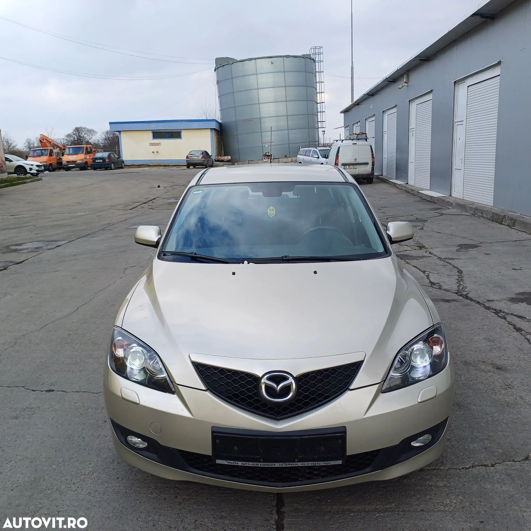 Mazda 3 1.6 MZR Active - 1