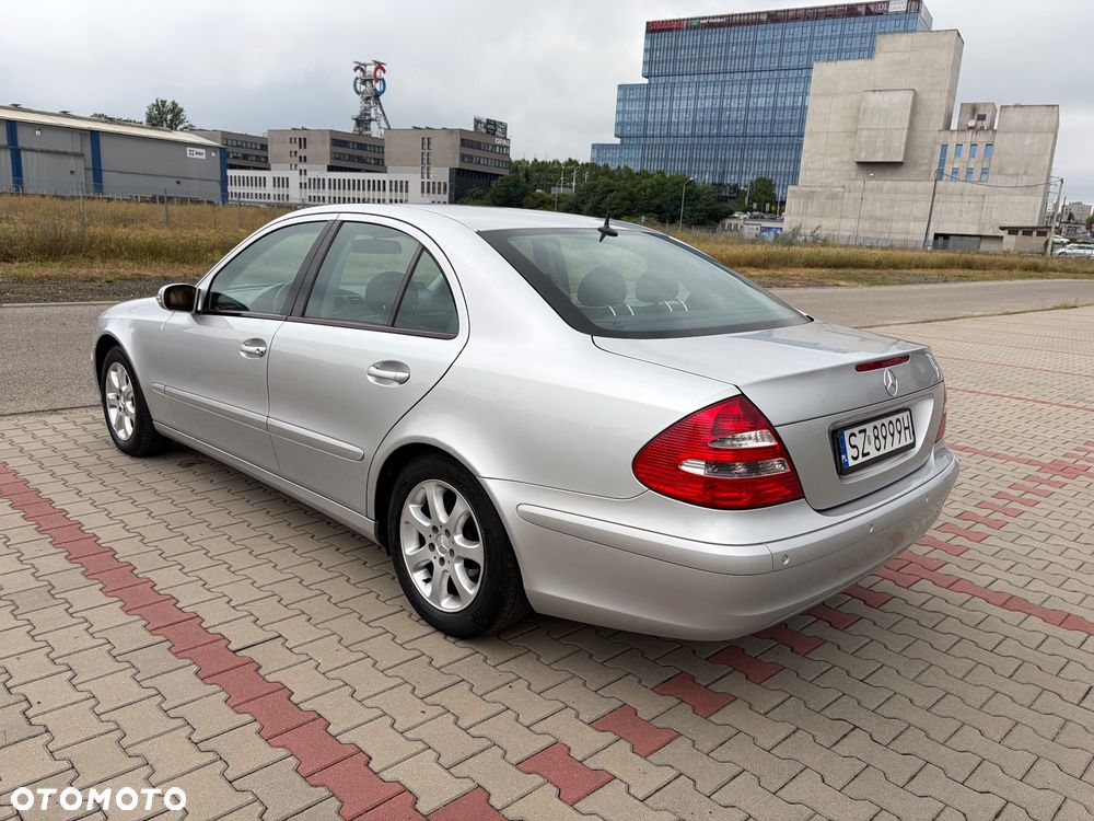 Mercedes-Benz Klasa E 200 CDI Classic - 4