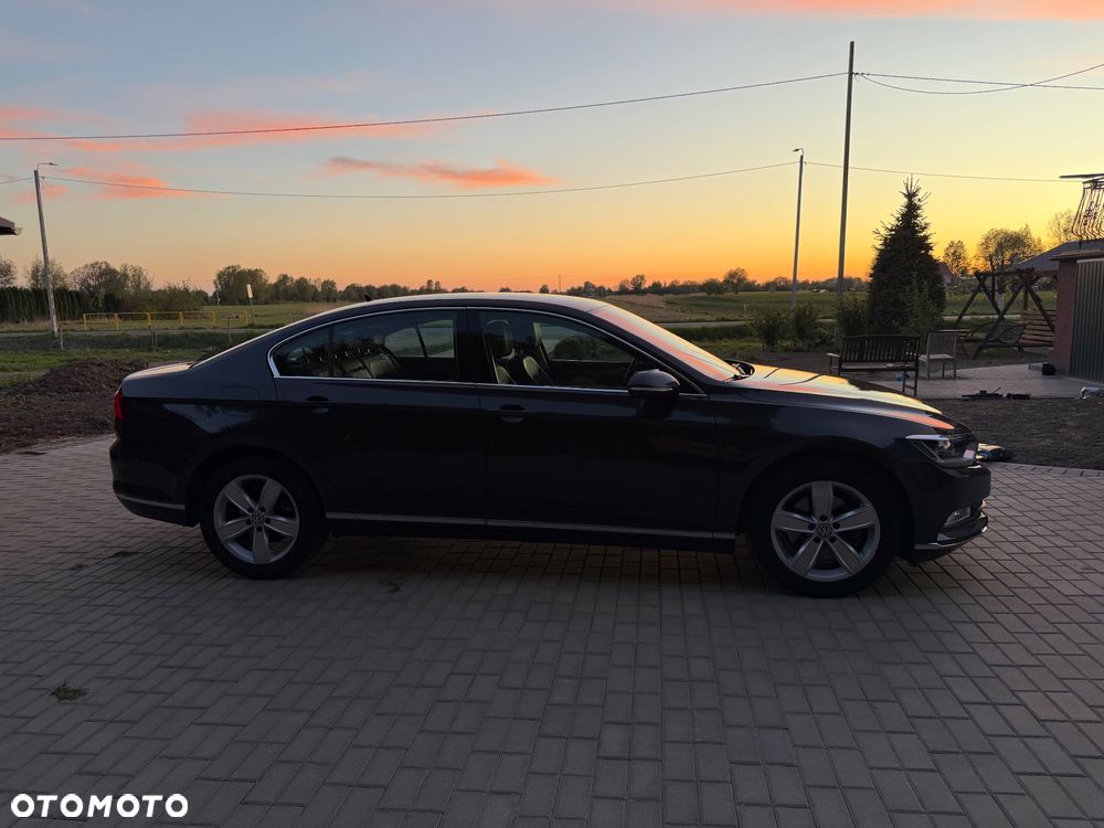 Volkswagen Passat 2.0 TDI SCR Highline DSG - 4