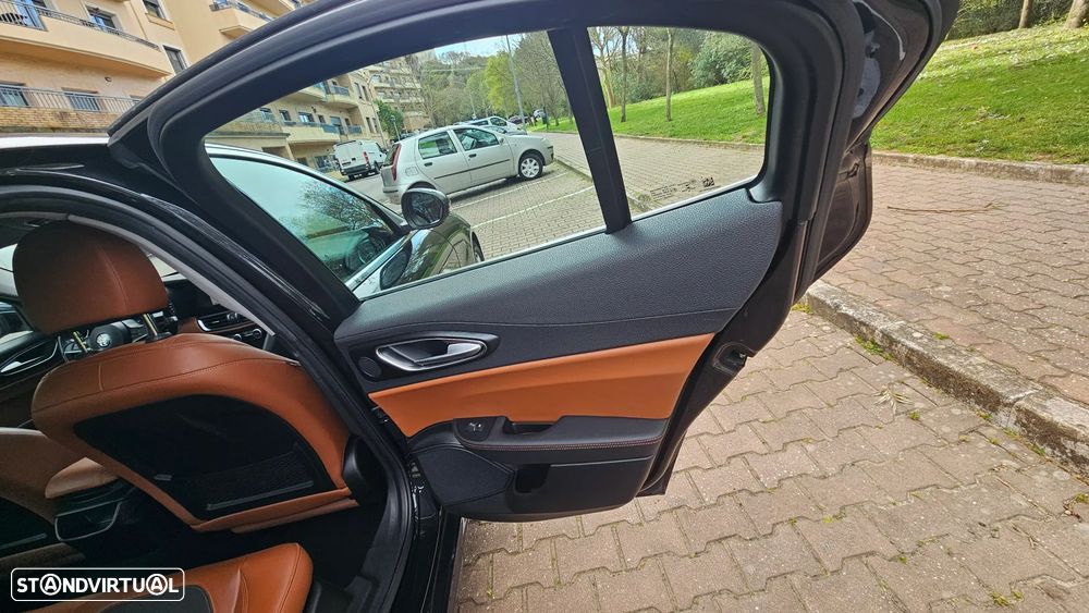 Alfa Romeo Giulia 2.2 D Super - 27