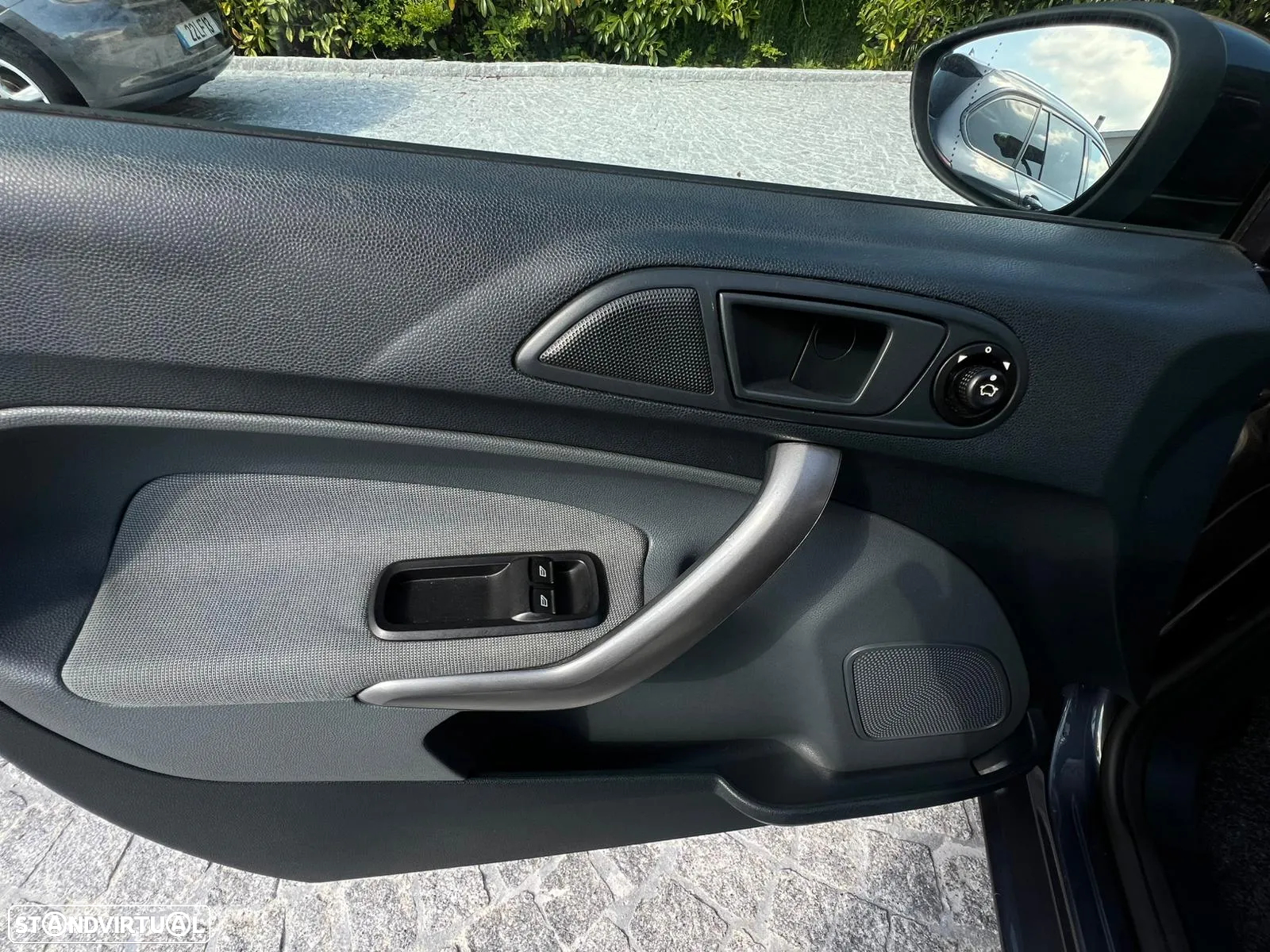 Ford Fiesta 1.4 TDCi Titanium - 13