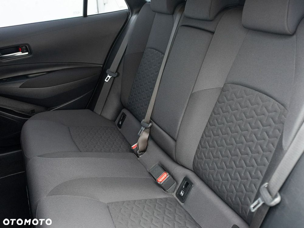 Toyota Corolla - 23