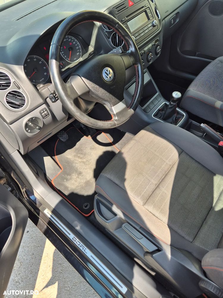 Volkswagen Golf Plus 1.6 FSI Comfortline - 4