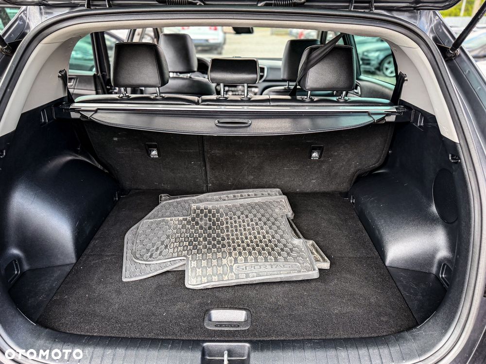 Kia Sportage 2,0 CRDI AWD Spirit - 24