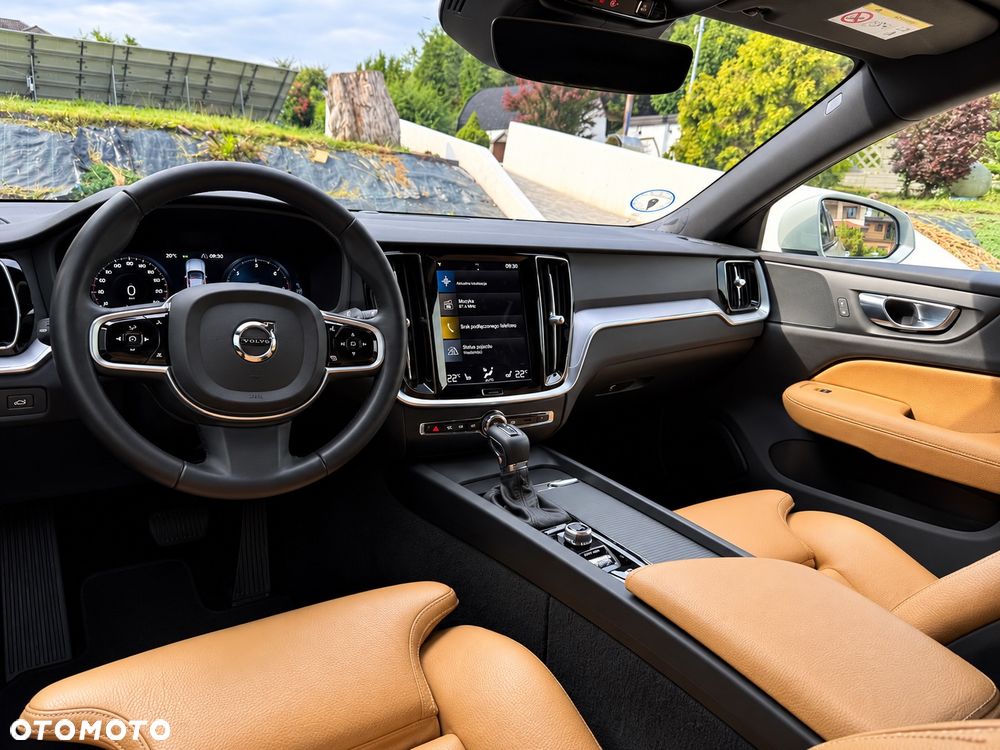 Volvo V60 Cross Country 2019