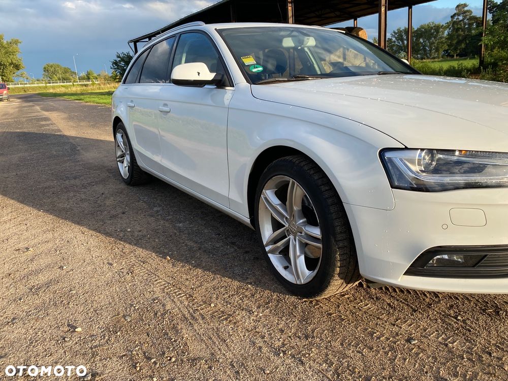 Audi A4 Avant - 11