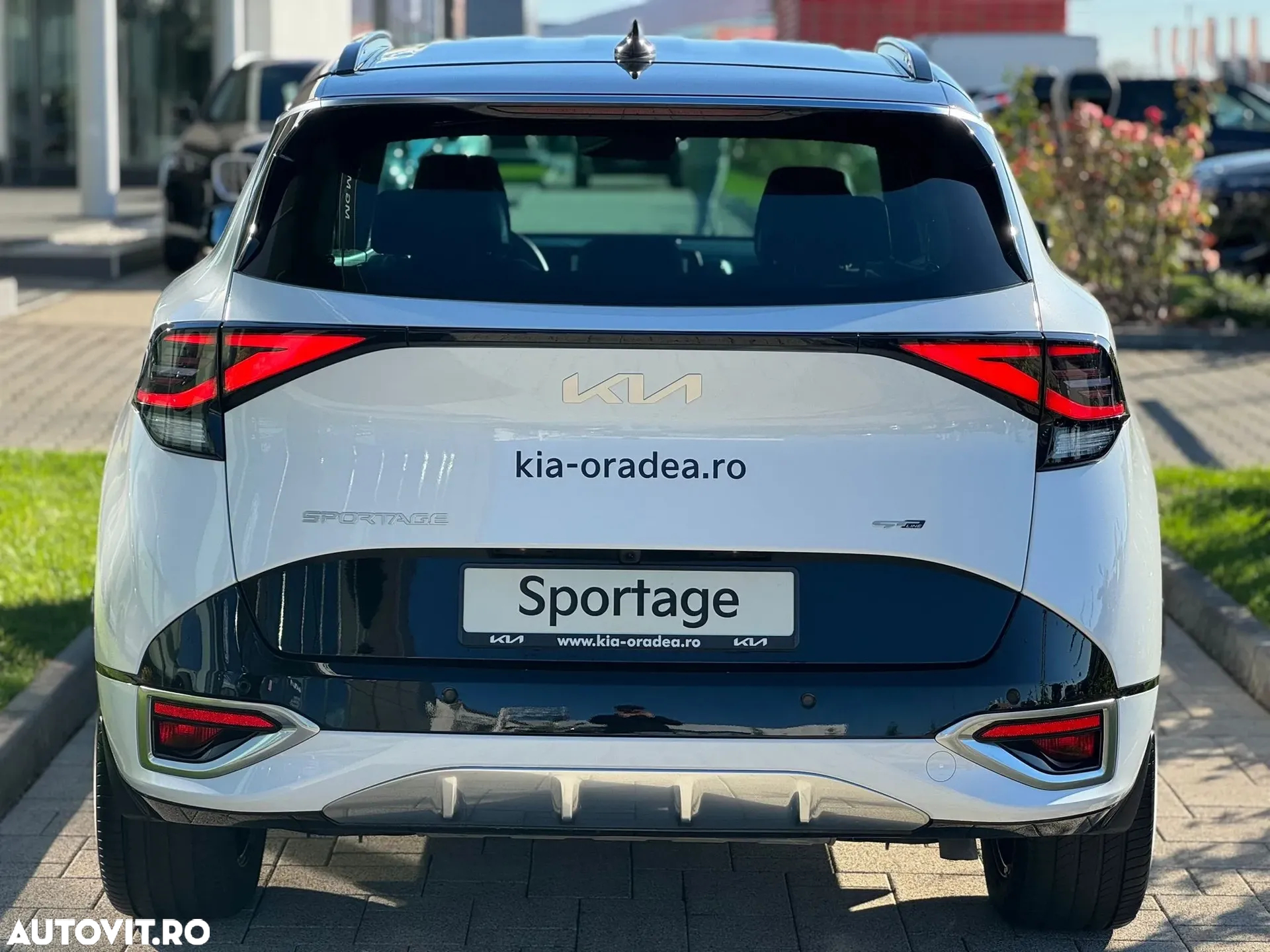 Kia Sportage 1.6 T-GDI PHEV 6AT 4x4 GT Line - 4