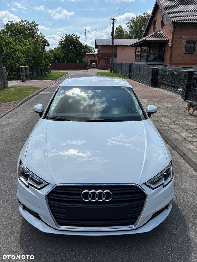 Audi A3 Sportback - 3