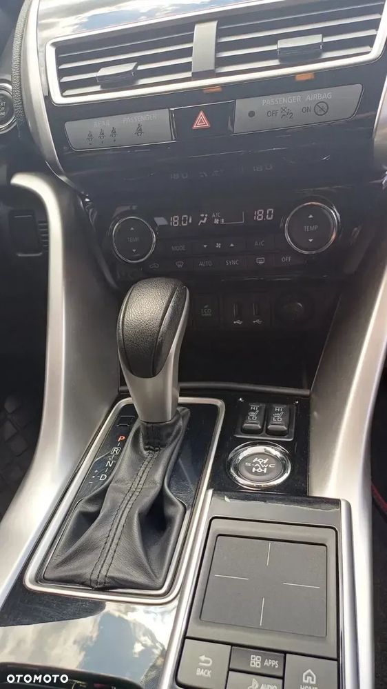 Mitsubishi Eclipse Cross 1.5 T Intense Plus CVT 4WD - 18