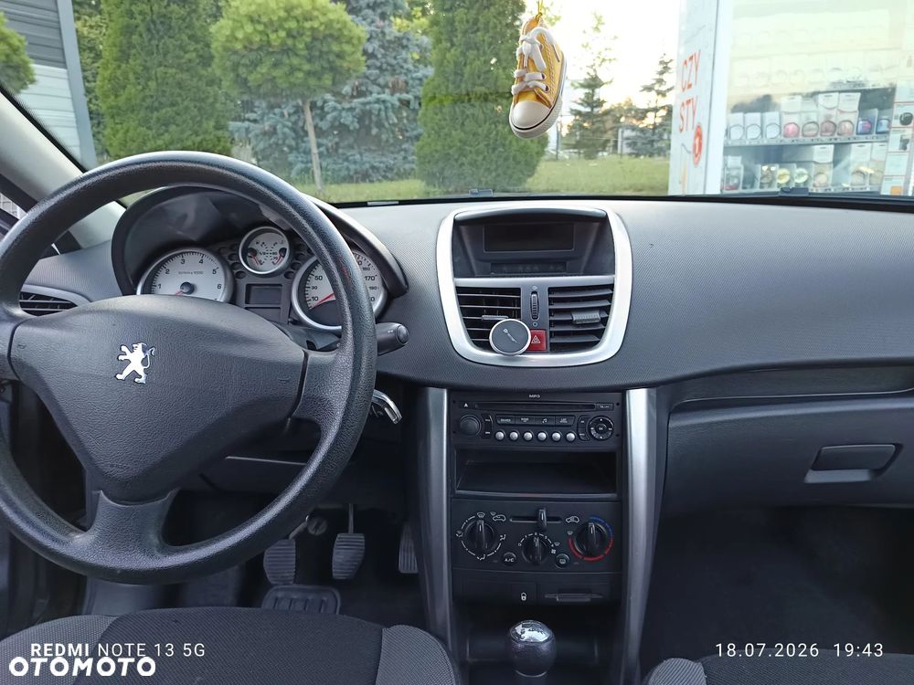 Peugeot 207 1.4 Presence - 9
