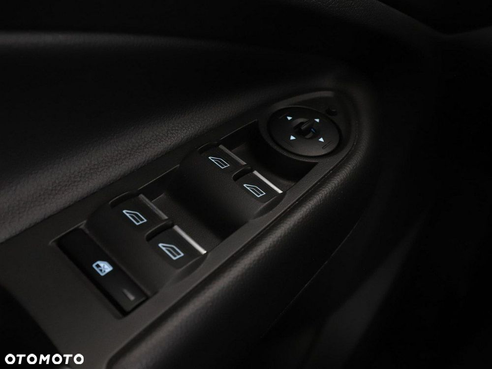 Ford Kuga 1.5 EcoBoost 2x4 Titanium - 34