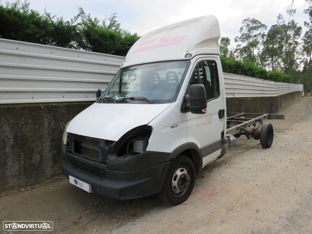 IVECO 35C17 3.0 (170 Cv) de 2014 - Peças Usadas (9644) - 1