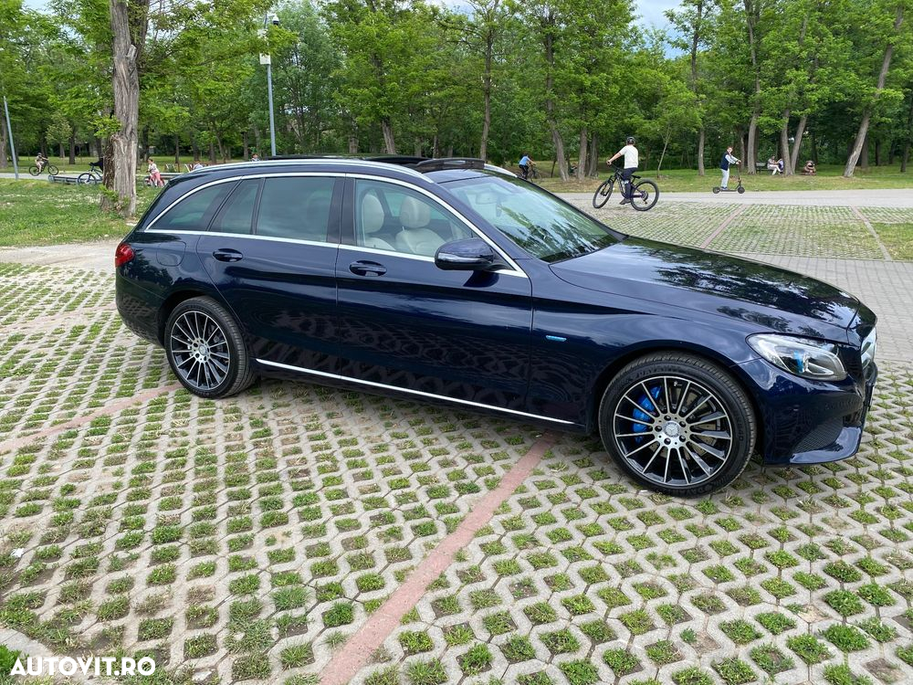 Mercedes-Benz C - 4