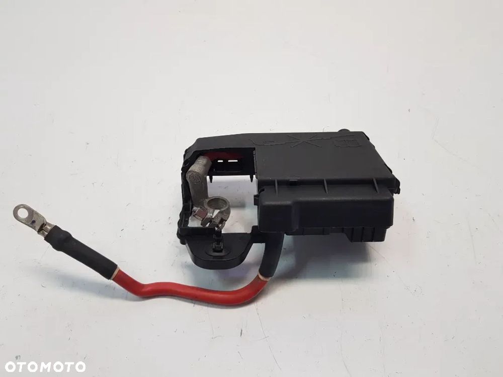 Klema plusowa skrzynka Cruze 2.0 vcdi 96964227 - 2