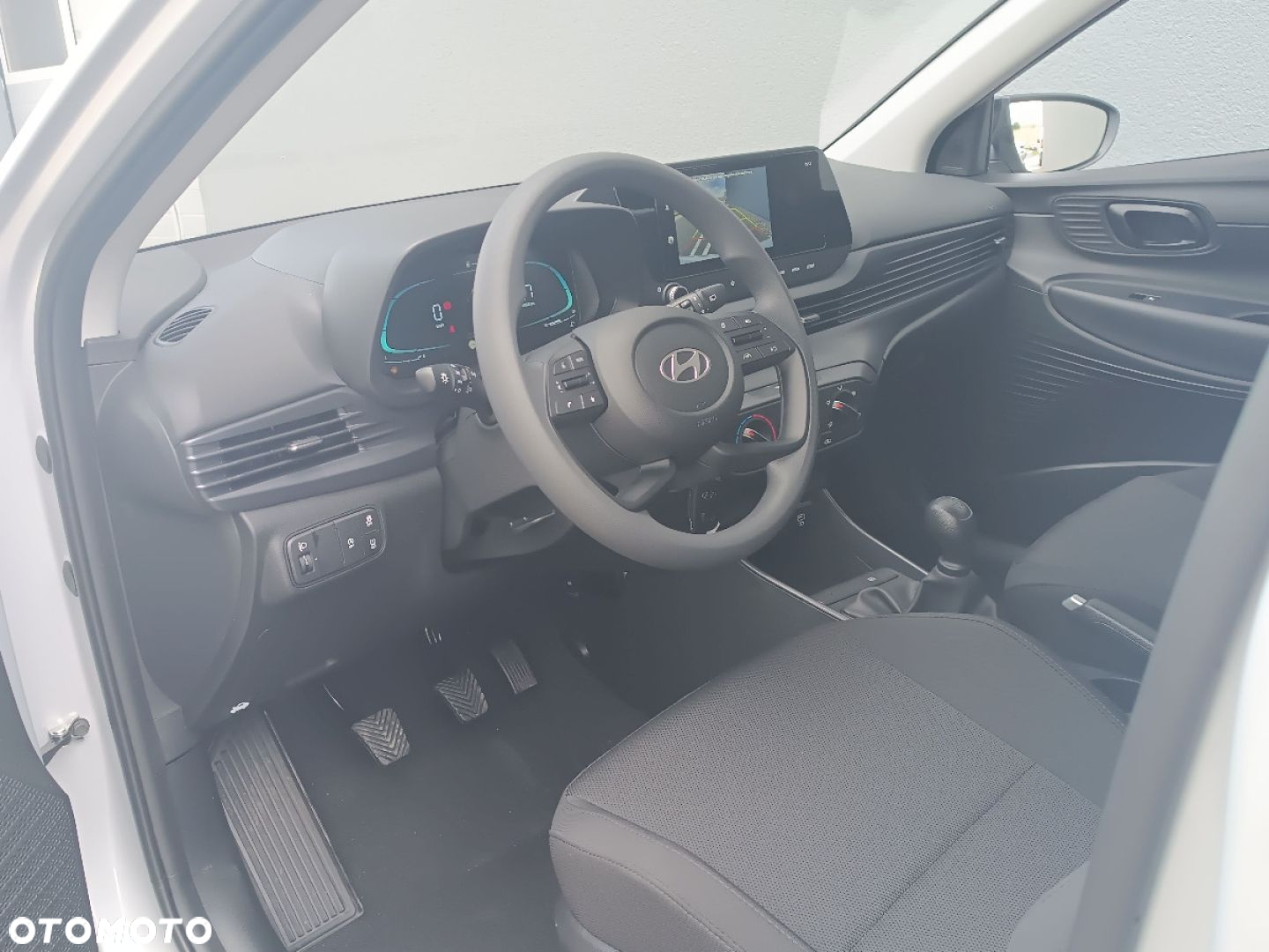 Hyundai Bayon 1.2 MPI Pure - 11