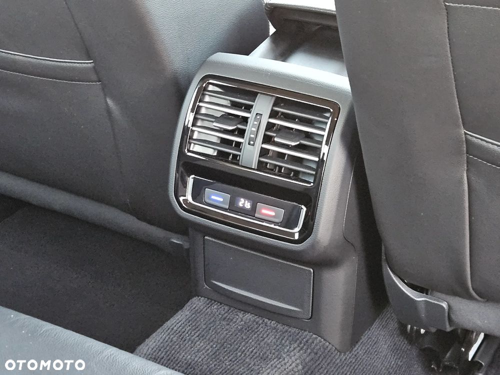 Volkswagen Passat 1.8 TSI BMT Highline DSG - 18