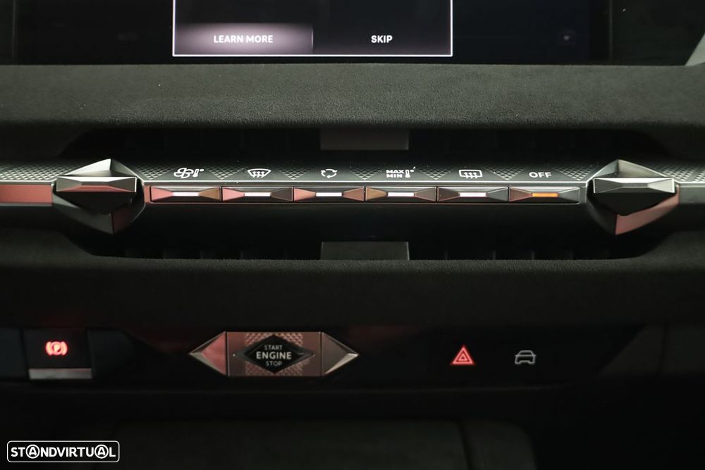 DS DS4 4 1.2 PureTech Performance Line EAT8 - 12