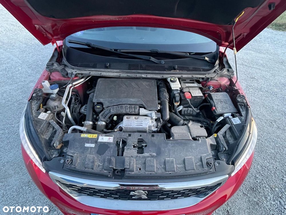 Peugeot 308 PureTech 130 GPF EAT8 Stop & Start GT - 19