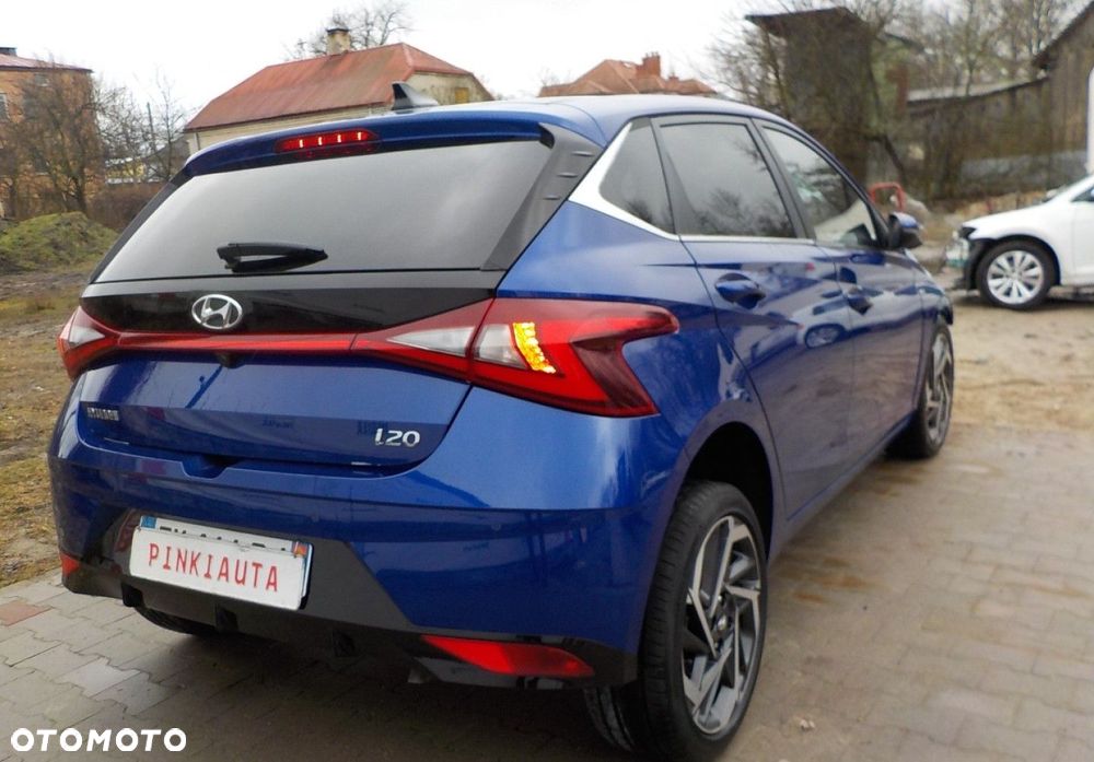 Hyundai i20 - 20