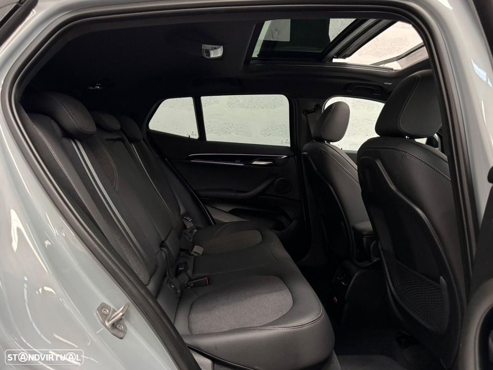 BMW X2 25 e xDrive Pack M - 39