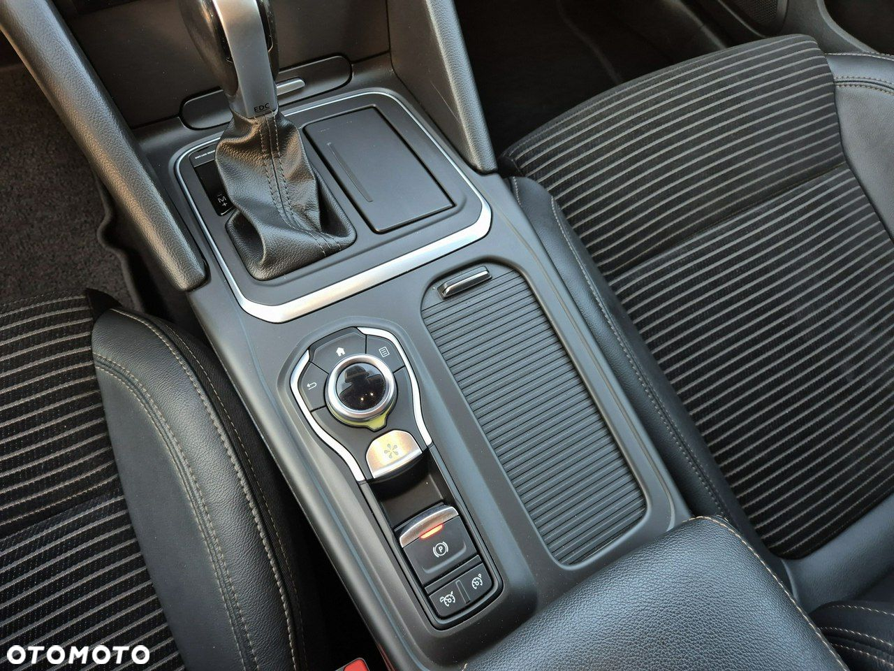 Renault Talisman Grandtour ENERGY dCi 160 EDC INITIALE PARIS - 24