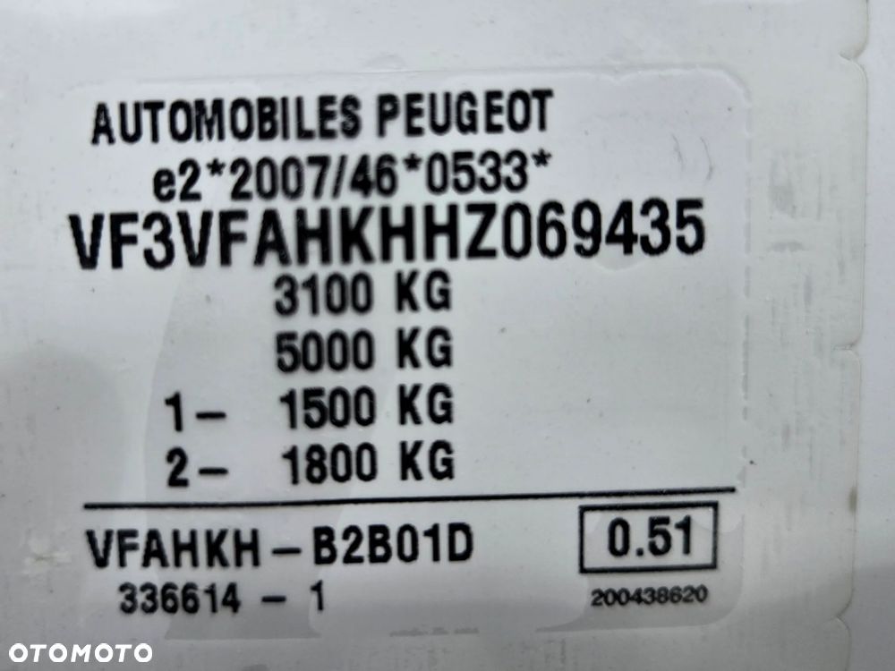 Peugeot EXPERT - 13