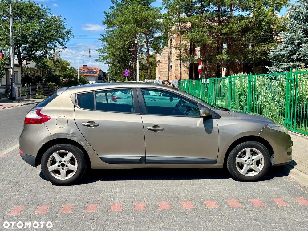 Renault Megane 1.6 16V Expression - 6