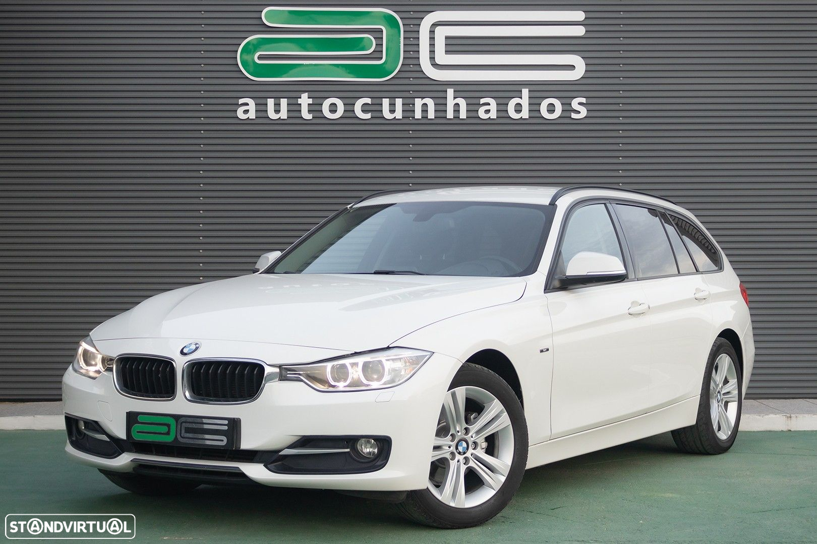 BMW 318 d Touring Auto Line Sport - 3