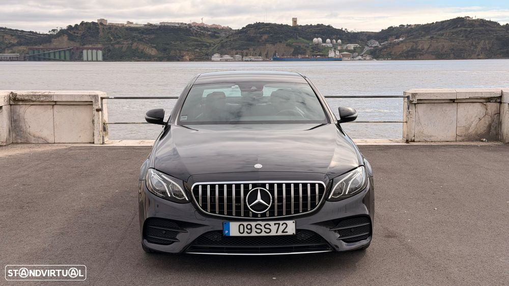 Mercedes-Benz E 220 d AMG Line - 2