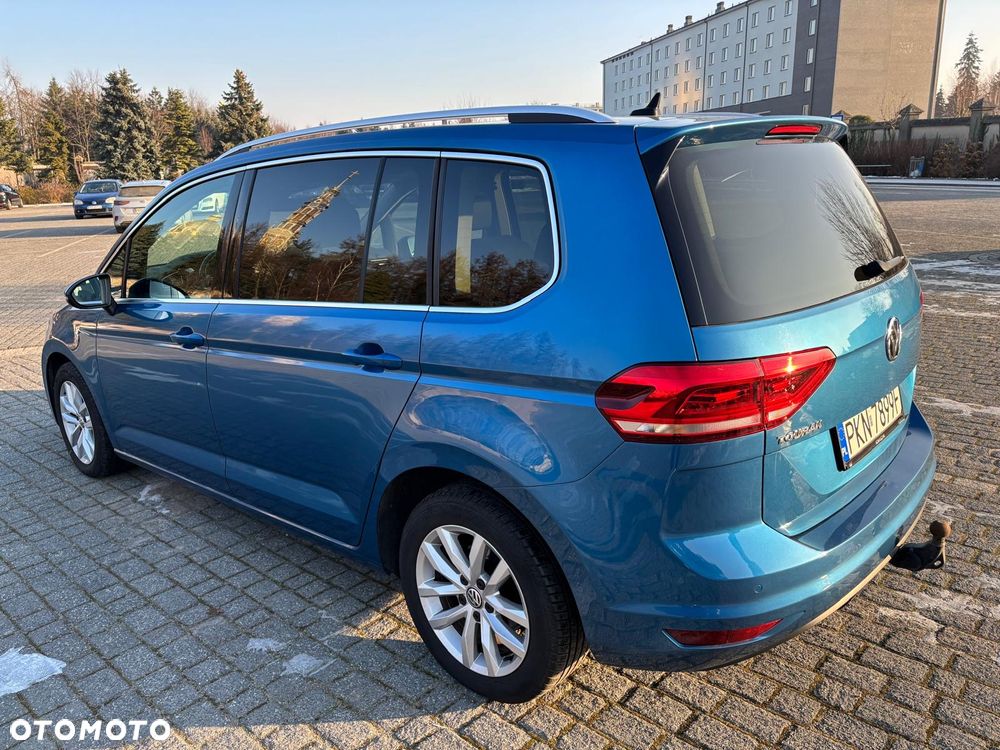Volkswagen Touran 2.0 TDI SCR DSG Highline - 4