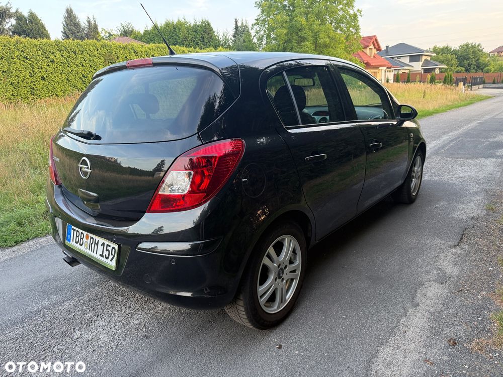 Opel Corsa 1.4 16V EcoFLEX Start-Stop 150 Jahre - 6