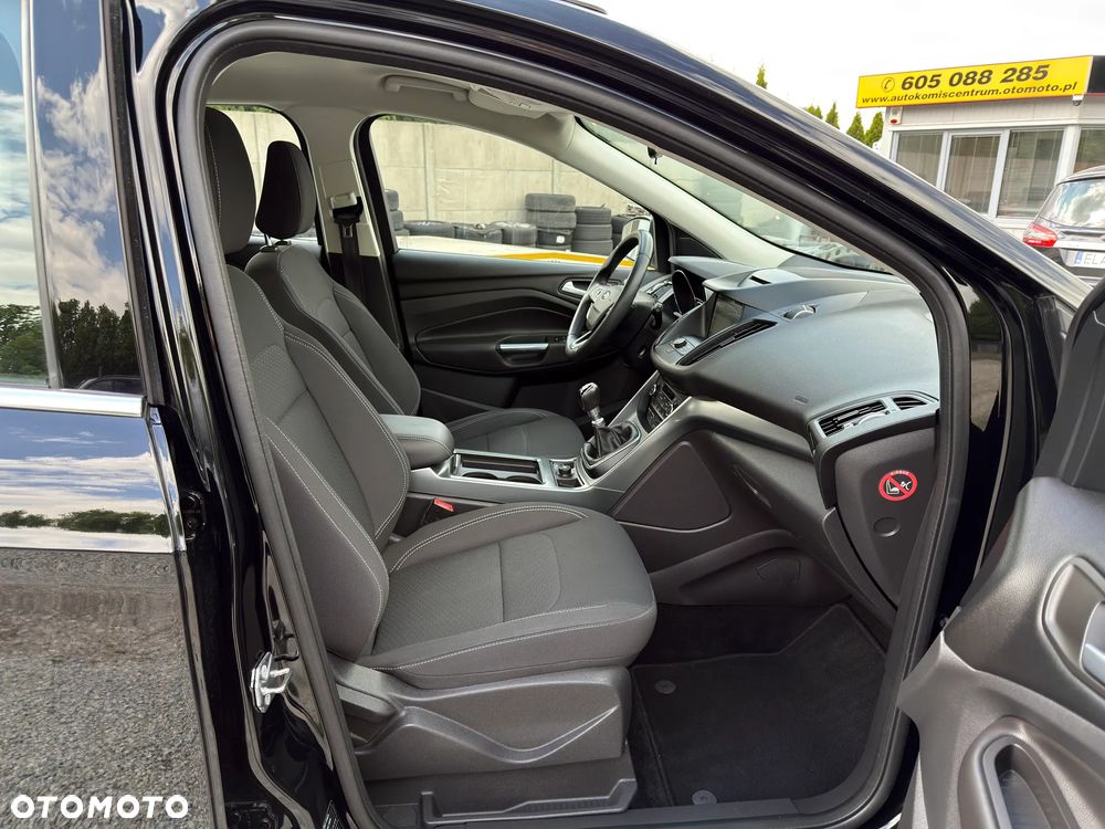 Ford Kuga 2.0 TDCi 4x4 Titanium - 19