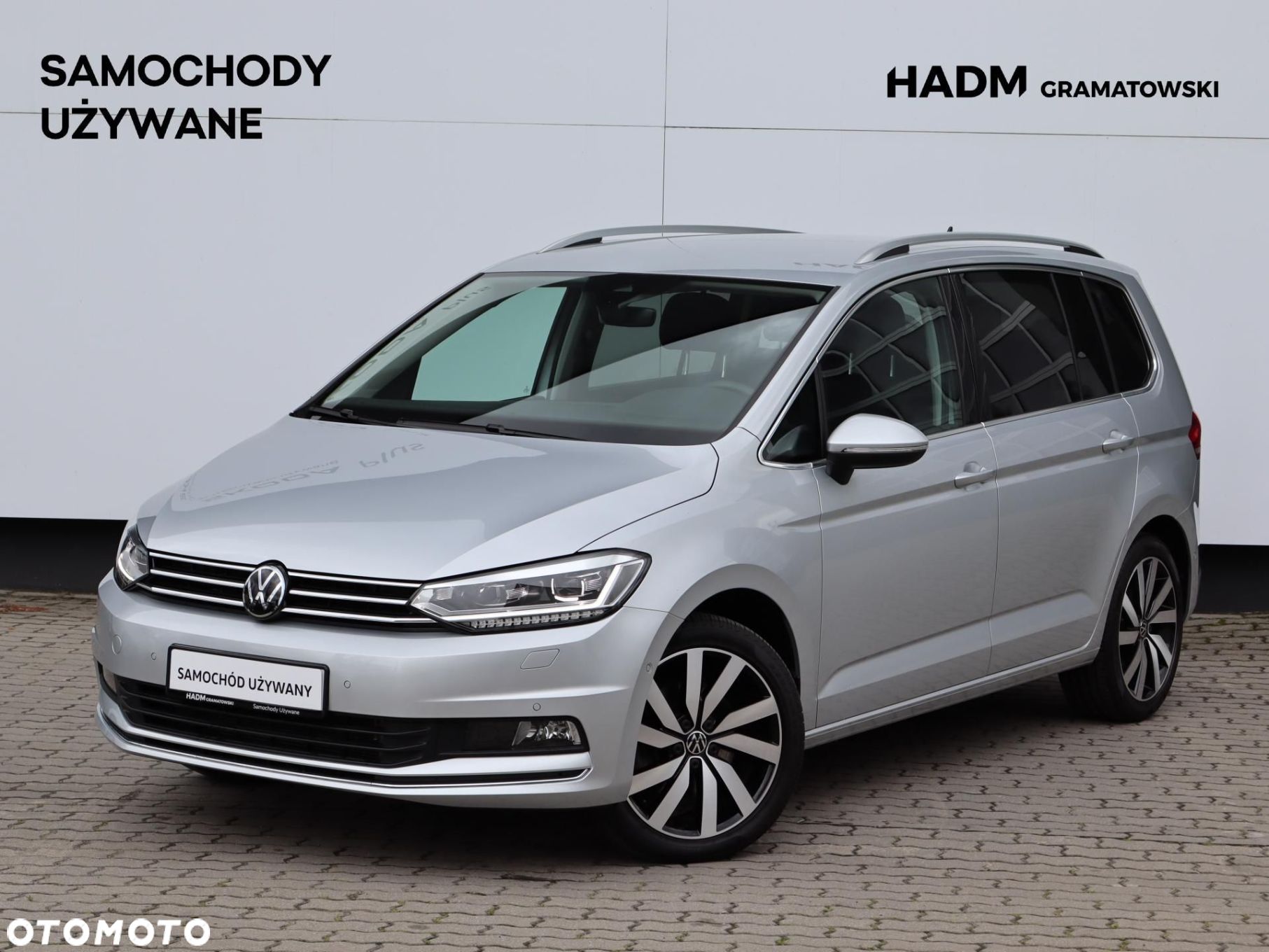 Volkswagen Touran - 1