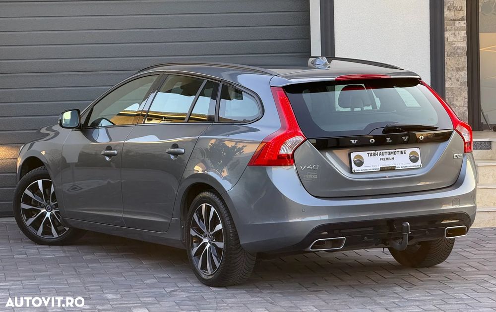 Volvo V60 D2 DRIVe Momentum - 4