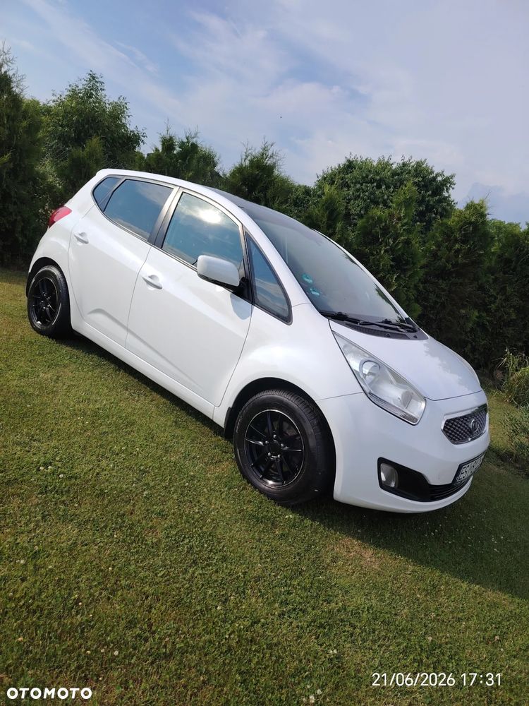 Kia Venga 1.4 CRDi S - 2